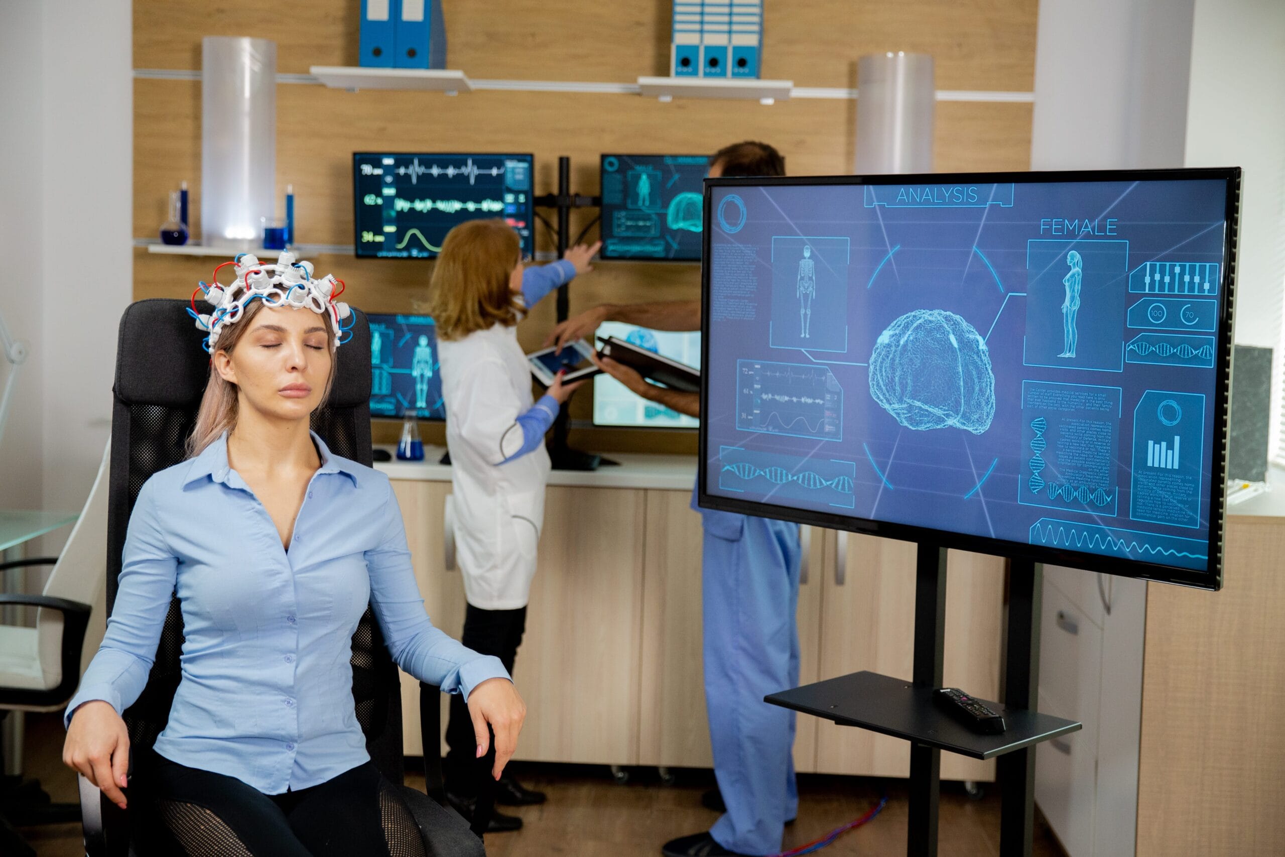 AI medical diagnosis online free showing brain scan and patient analysis in futuristic medical lab environment